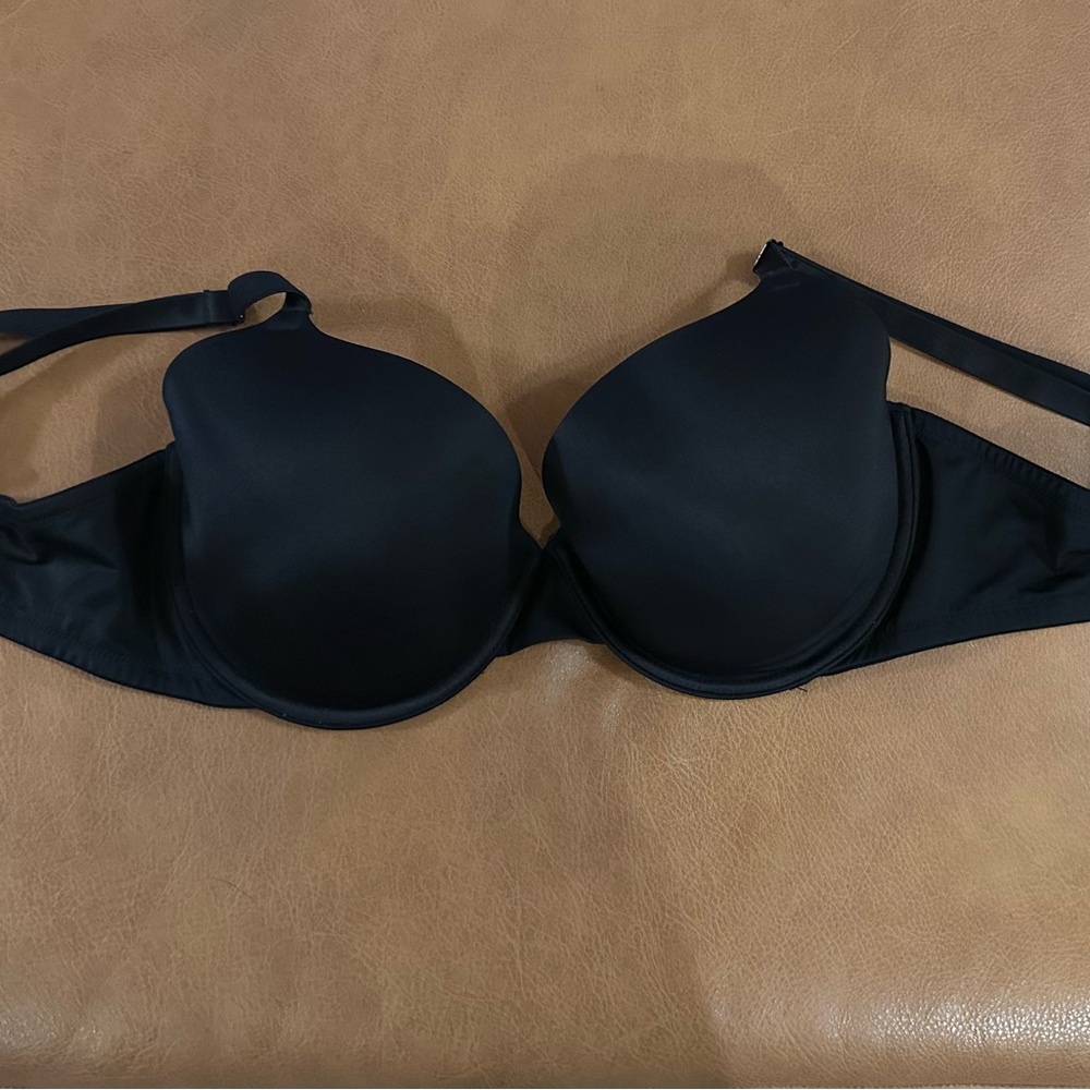 PINK Victoria's Secret Black Bra